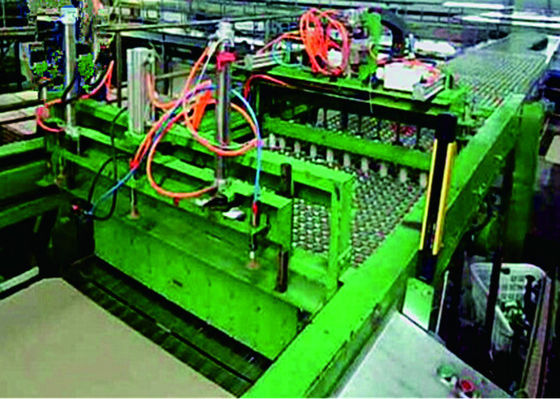 Çin Metal Boş Can Depalletizer / Paletleme Yüksek Hızlı İstifleme Makinesi Uygulaması Tedarikçi